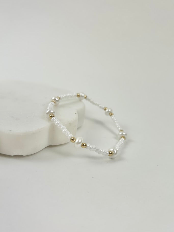 Beaded Blondes Pearl/White Luster Bracelet Bracelets in at Wrapsody