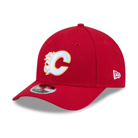 This is a Calgary Flames NHL Team Red 9FORTY M-Crown Adjustable Cap 1