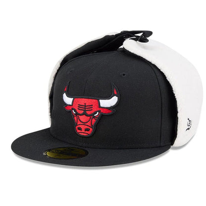 This is a Chicago Bulls NBA Classic Black Dogear 59FIFTY Fitted Cap 1