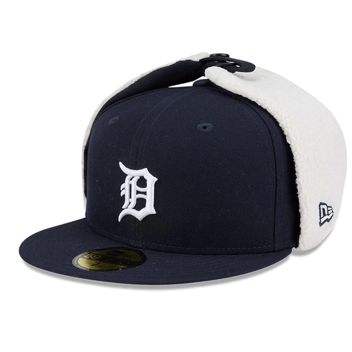 This is a Detroit Tigers MLB Classic Navy Dogear 59FIFTY Fitted Cap 1