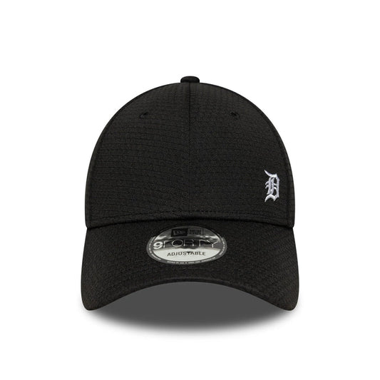 This is a Detroit Tigers MLB Flawless Mesh Black 9FORTY Adjustable Cap 2