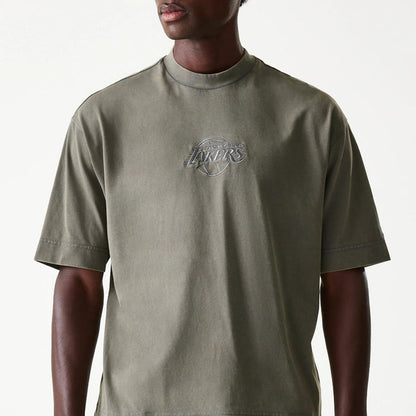 The Male model is wearing LA Lakers NBA Washed Grey Box T-Shirt 3