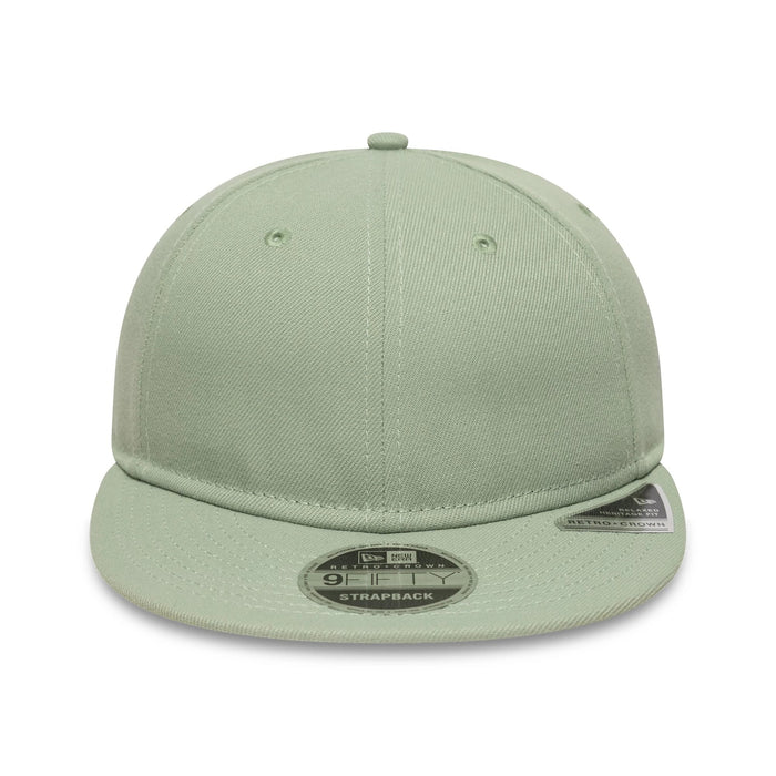 This is a New Era Green Retro Crown 9FIFTY Snapback Adjustable Cap 2