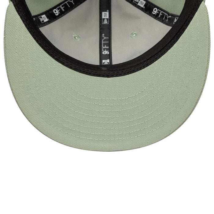 This is a New Era Green Retro Crown 9FIFTY Snapback Adjustable Cap 7