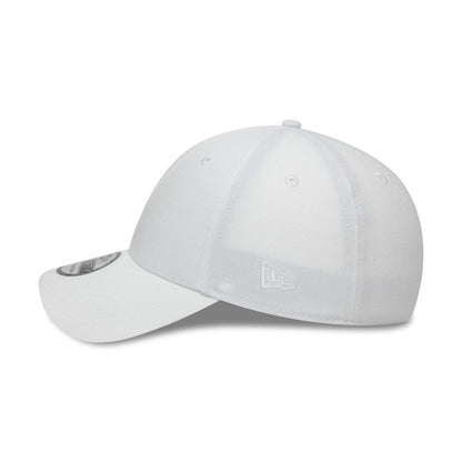 This is a New Era White 39THIRTY Stretch Fit Cap 4