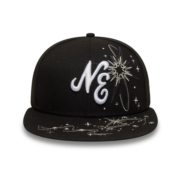 This is a New Era Zodiac Black 59FIFTY Fitted Cap 2