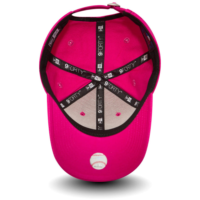 This is a New York Yankees Essential Kids Pink 9FORTY Cap 2