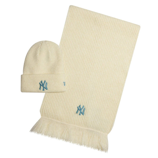 This is a New York Yankees MLB Cream Beanie & Scarf Set 1