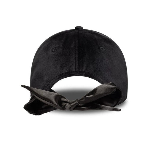 This is a New York Yankees MLB Velour Black 9TWENTY Bow Back Adjustable Cap 2