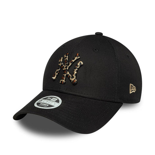 This is a New York Yankees Womens MLB Leopard Infill Black 9FORTY Adjustable Cap 1